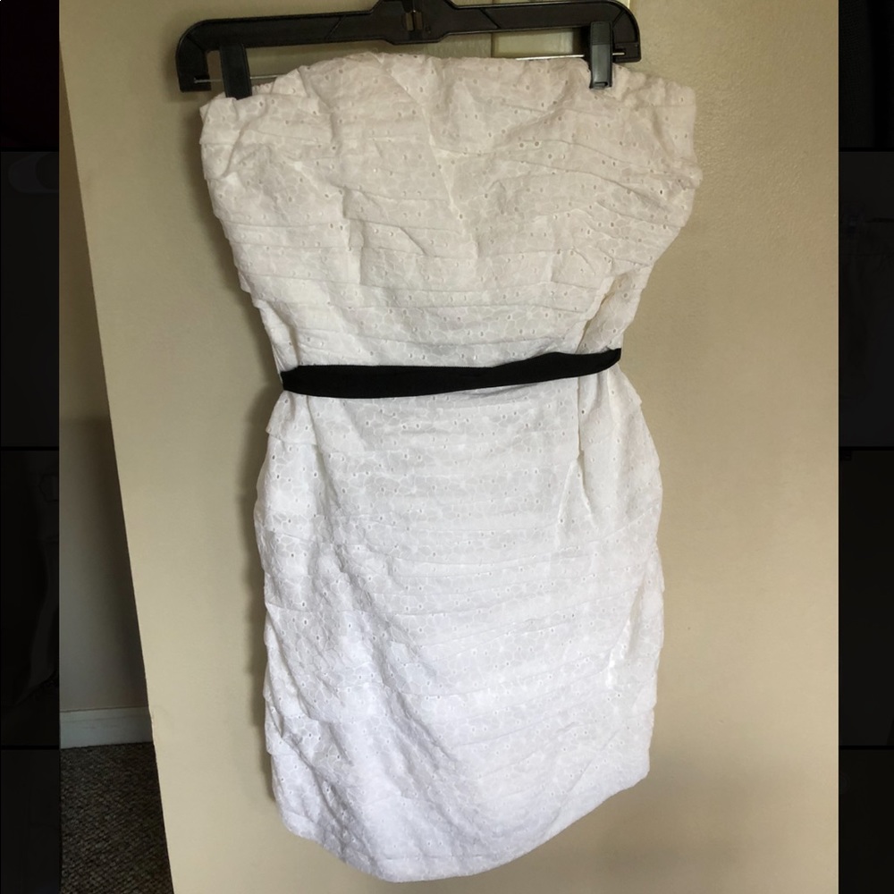 White Express Sleeveless Dress